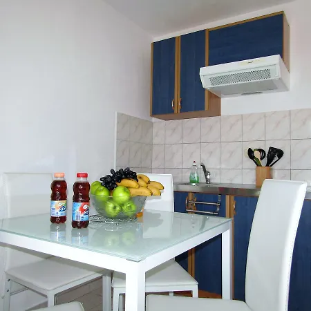 Apartman Kokor *